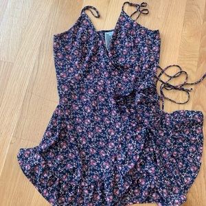 Free People wrap dress size large perfect!